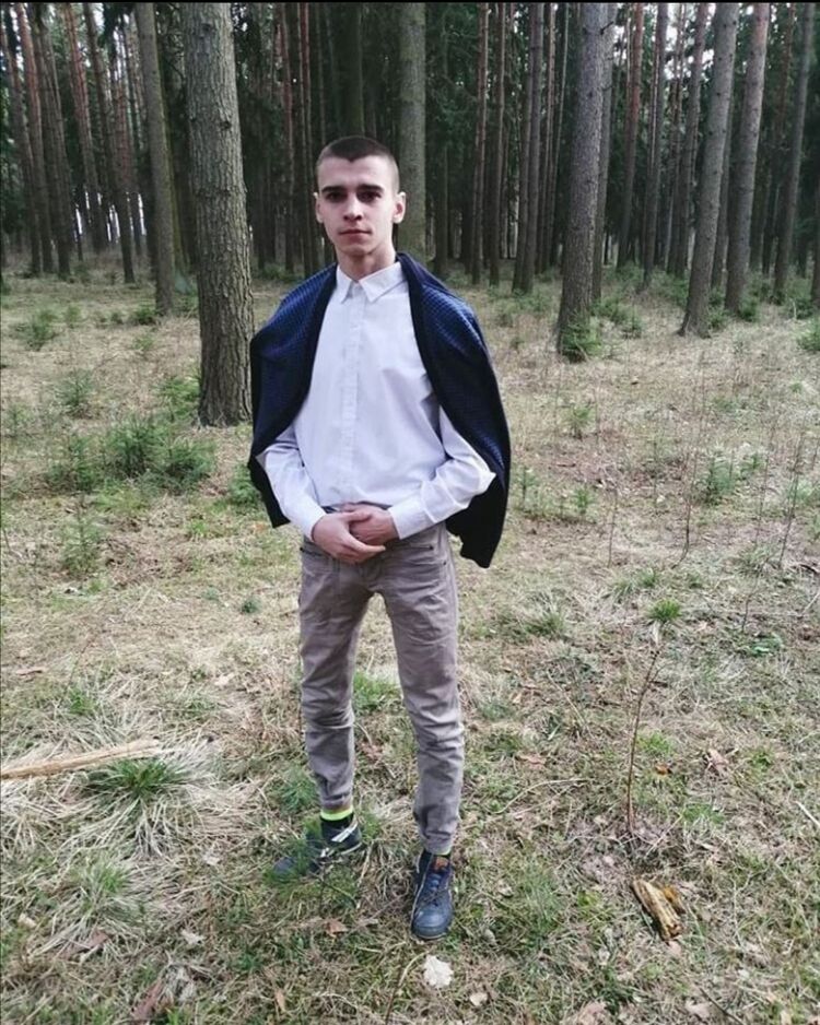 28783859  , 24 ,    