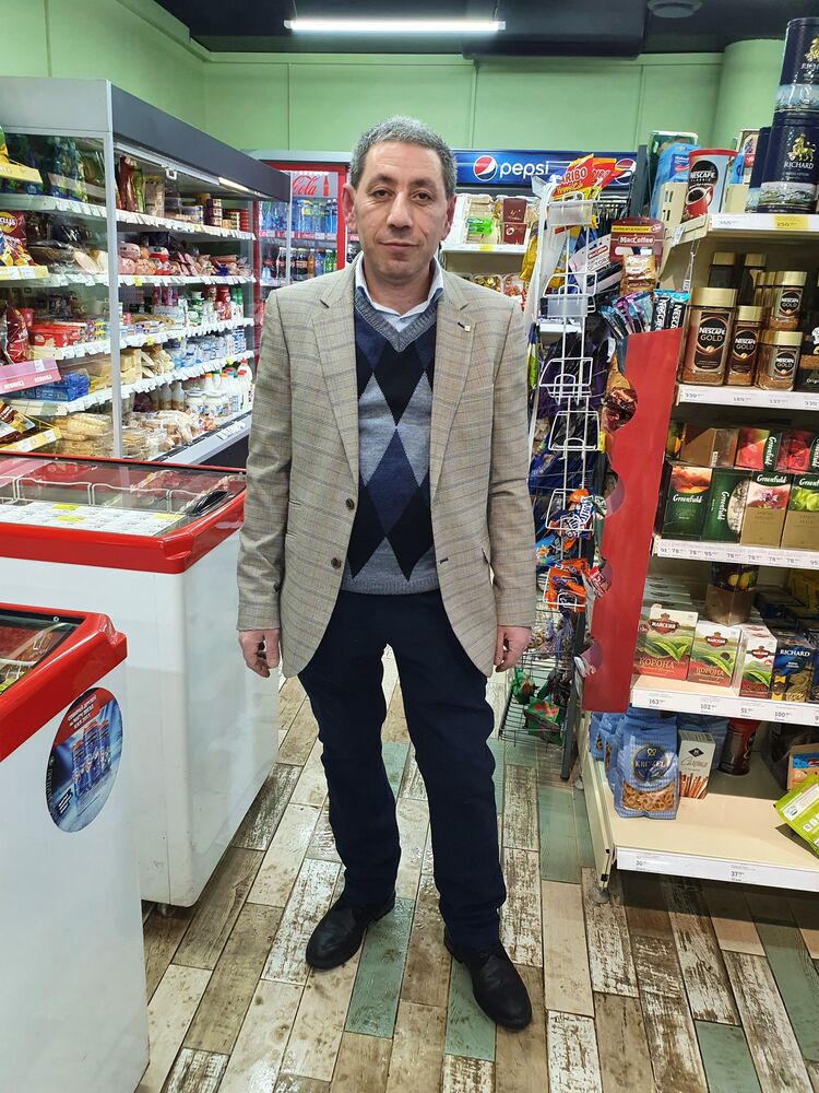  ,   Akob, 50 ,   ,   