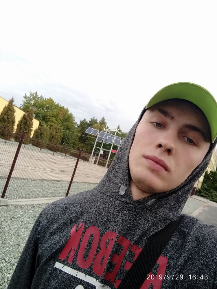  ,   Valera, 25 ,   ,   , c 