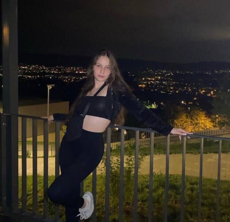  ,   , 24 ,   ,   