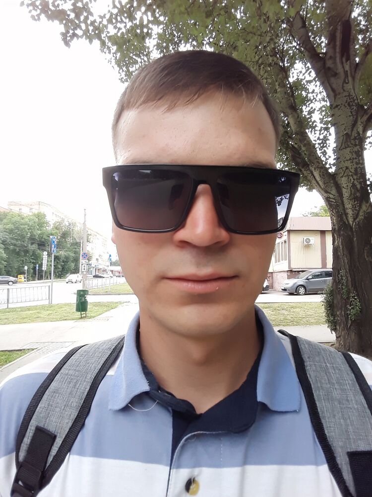  ,   Ilya, 32 ,   ,   