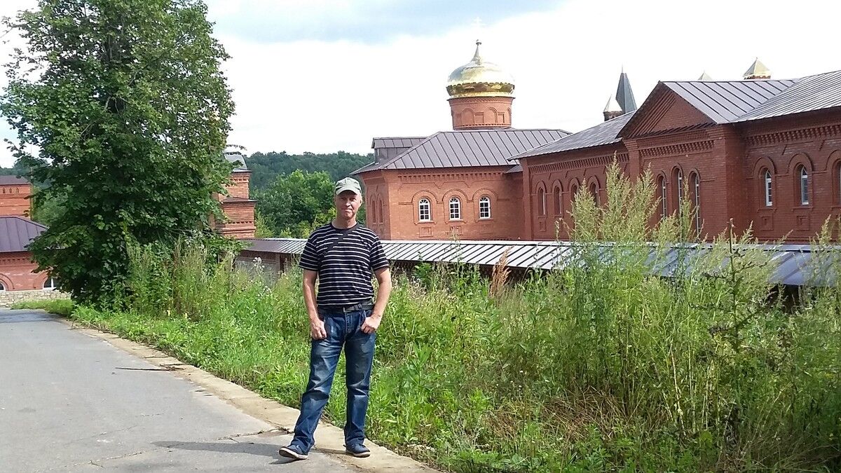  ,   Oleg, 61 ,   ,   , c 