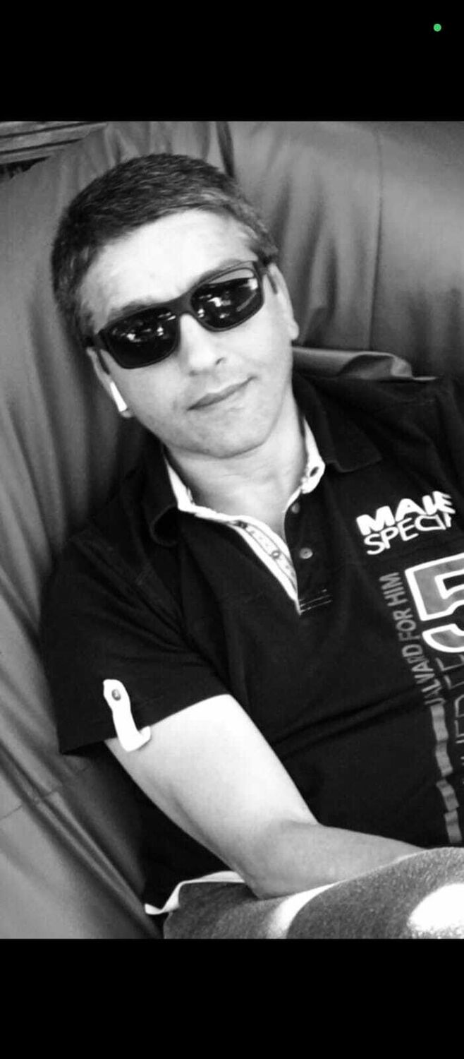  ,   Ruso, 43 ,   ,   