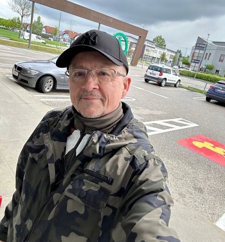  ,   Donnie, 58 ,   ,   