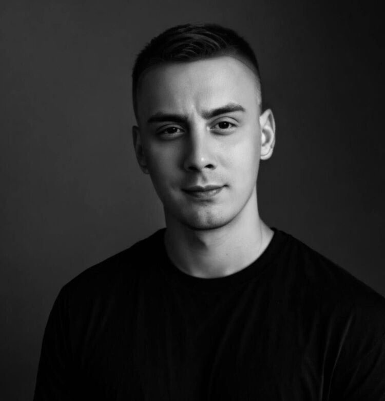  54290619  Arti, 23 ,    