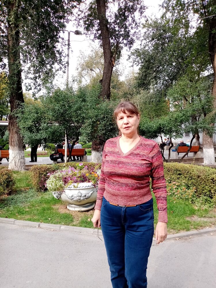  --,   , 72 ,   c 