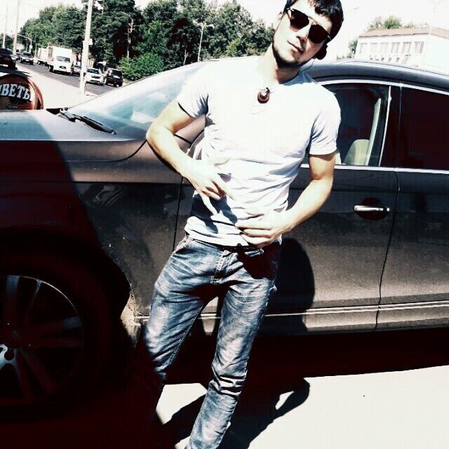  37676459  Hassn, 33 ,    