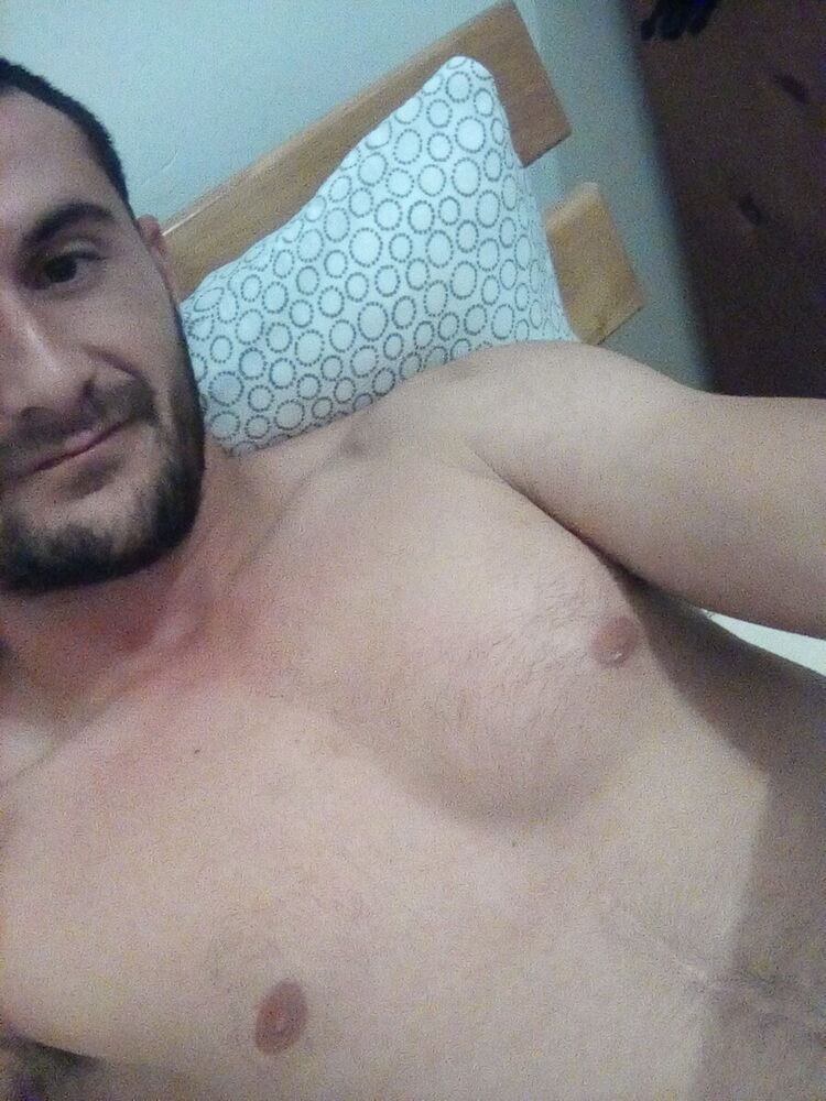  20874789  Sami, 32 ,    Praha