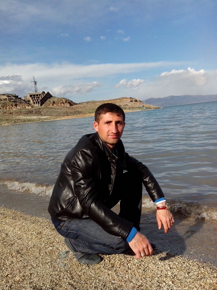  ,   Maks, 69 ,   ,   , c 