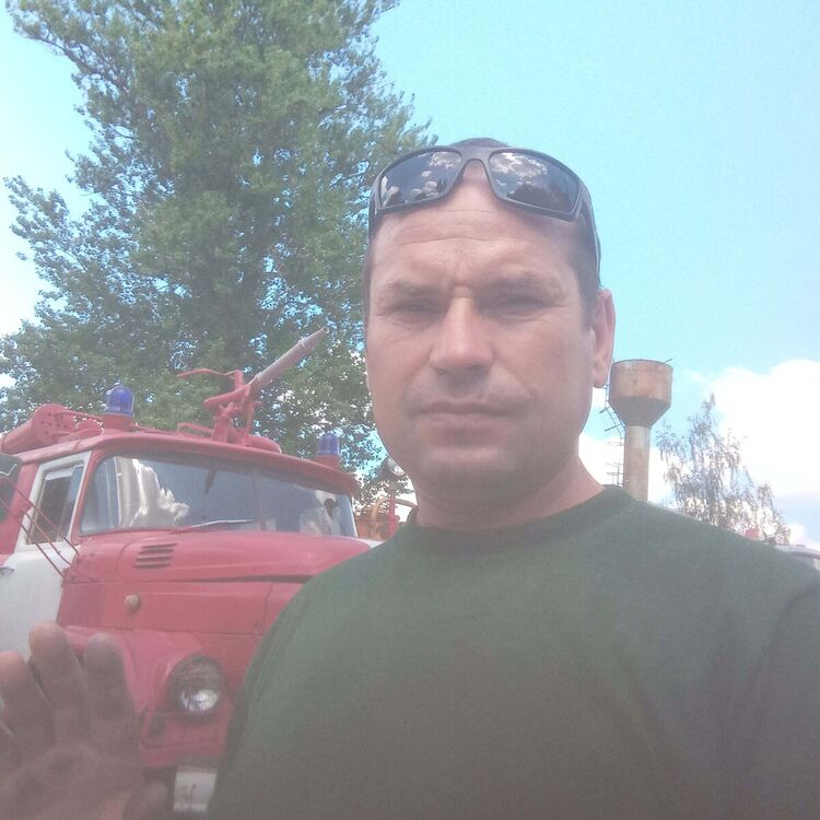 21631769  , 52 ,    