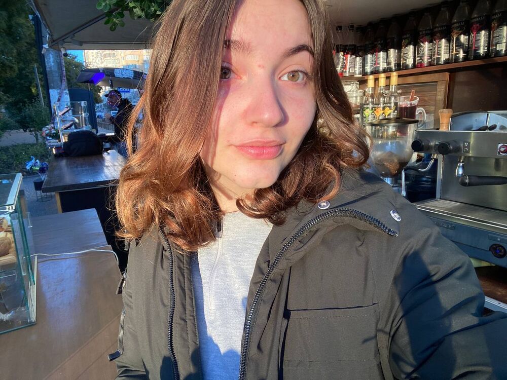  50733899  Sofi, 22 ,    