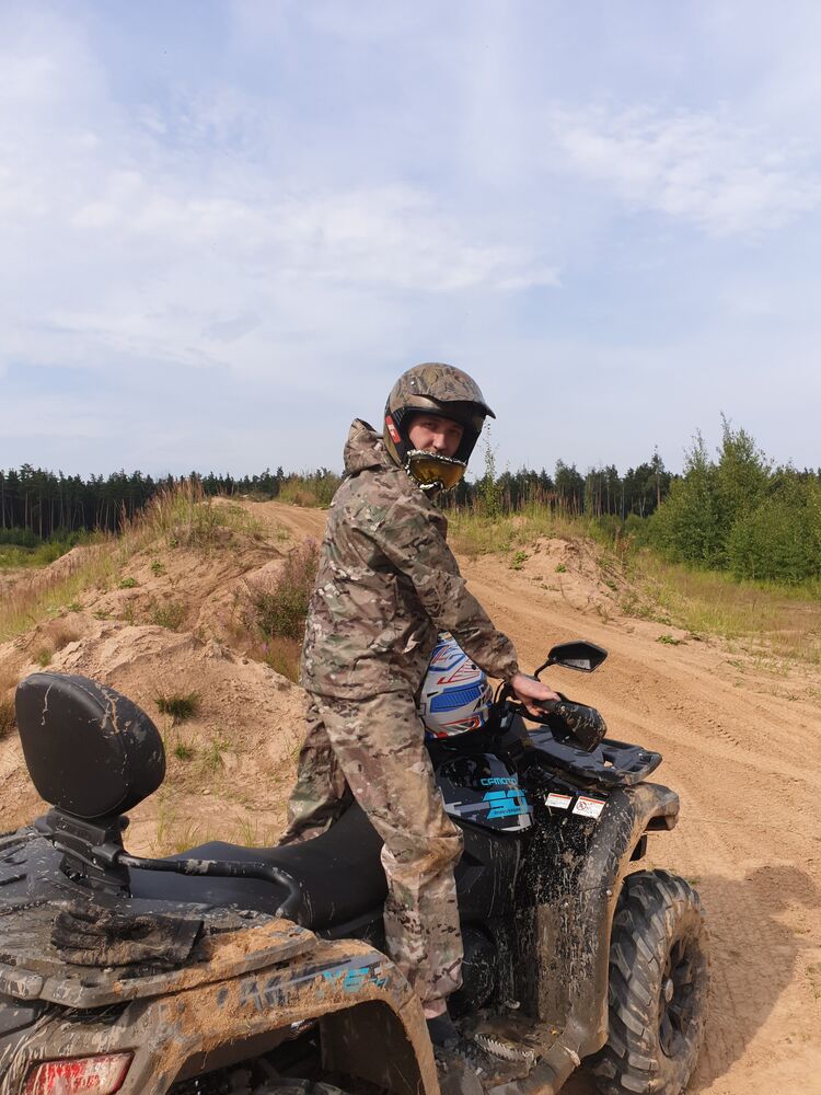  36068029  Fedor, 35 ,    