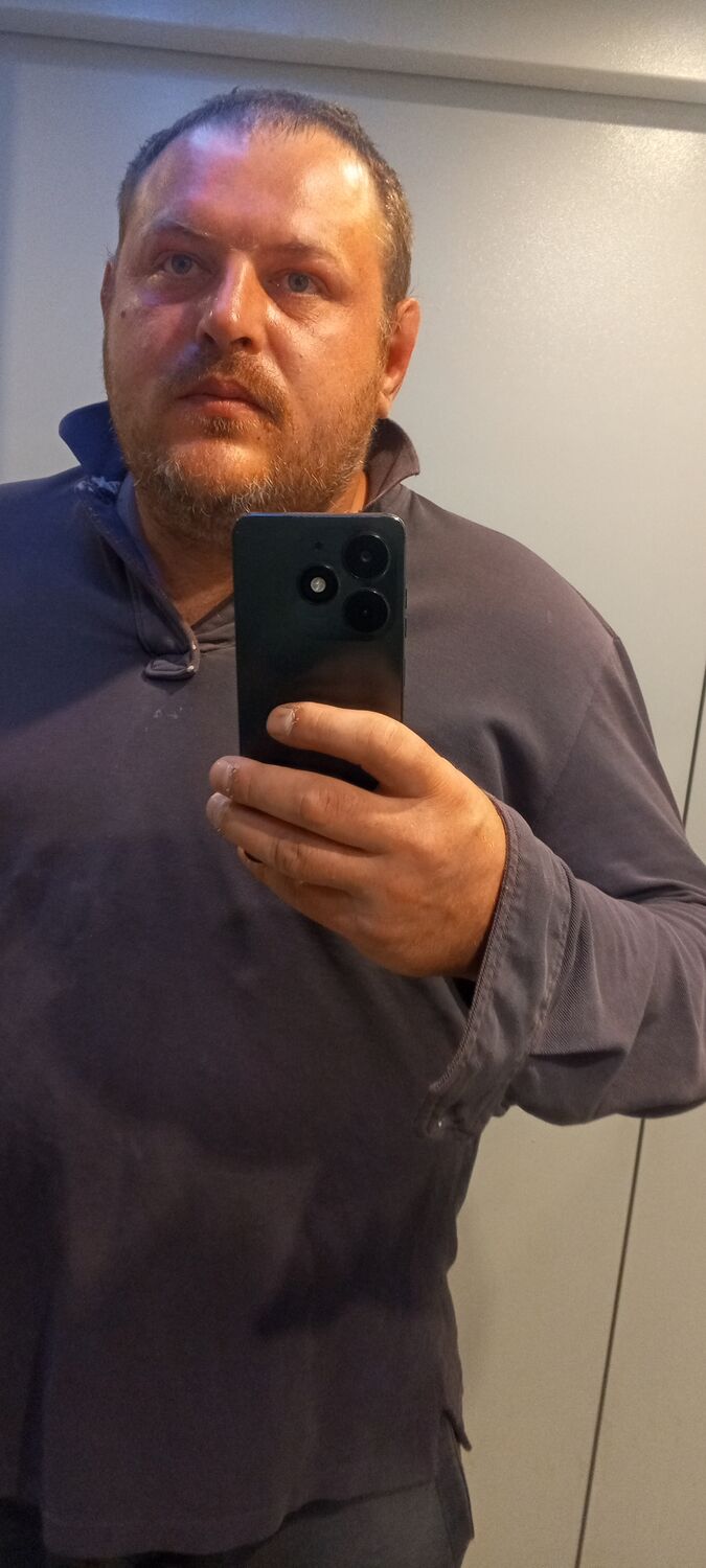  52770249  , 39 ,    