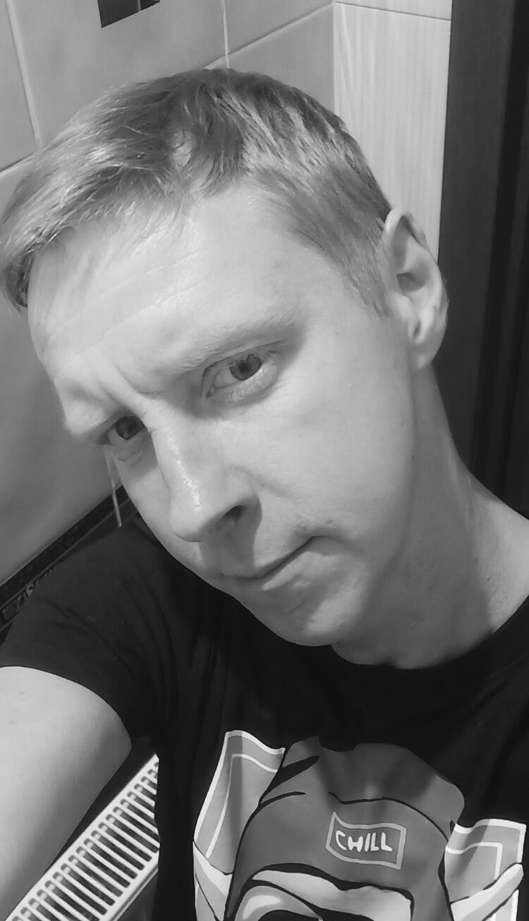  49094049   , 33 ,    