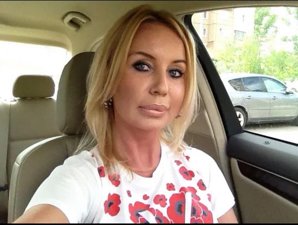  50902479  Sofia, 44 ,    
