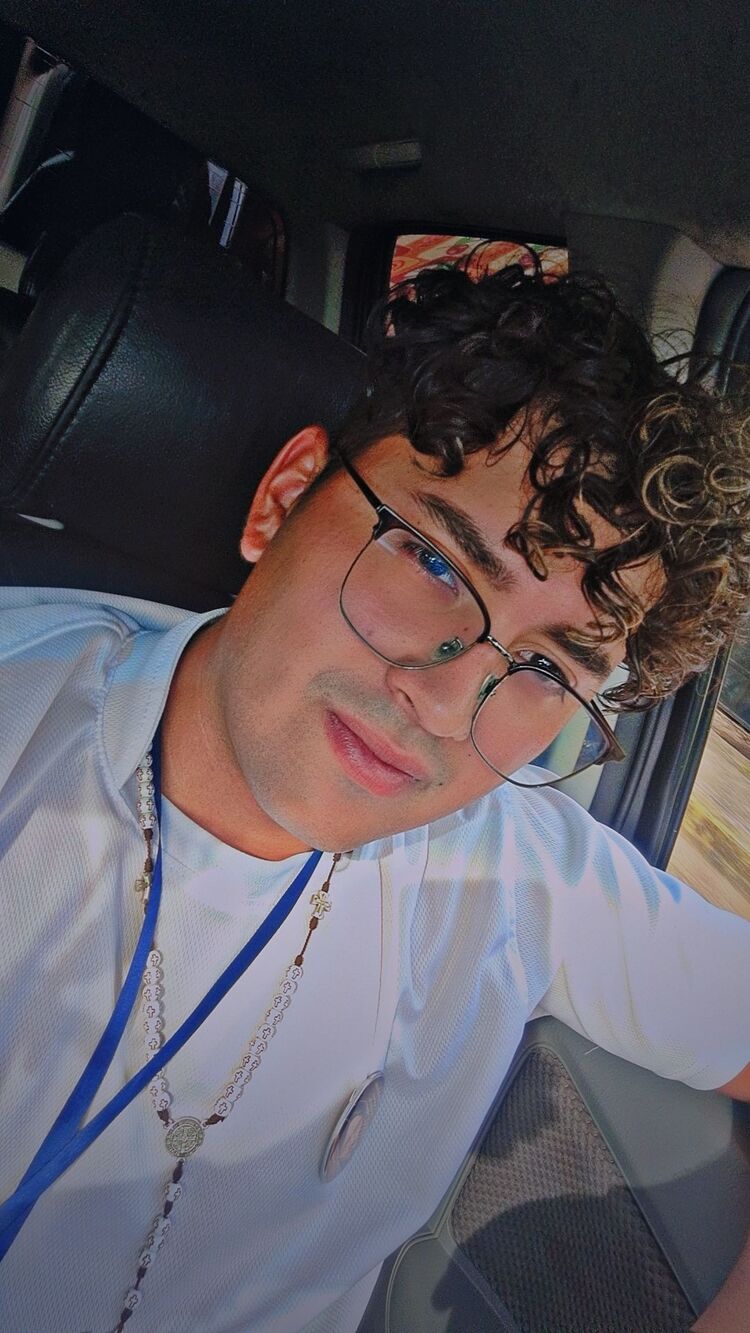 ���� 46642219 ����� Luis Bastida, 24 ����, ���� ���������� � ������