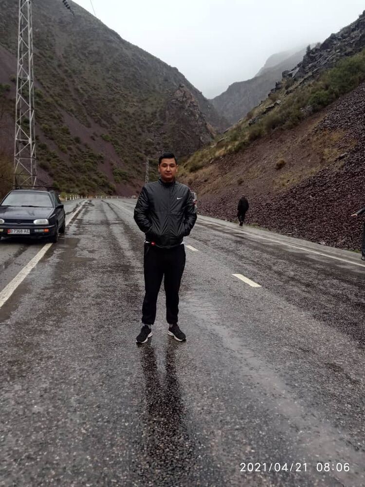  51158939  Azamat, 28 ,    