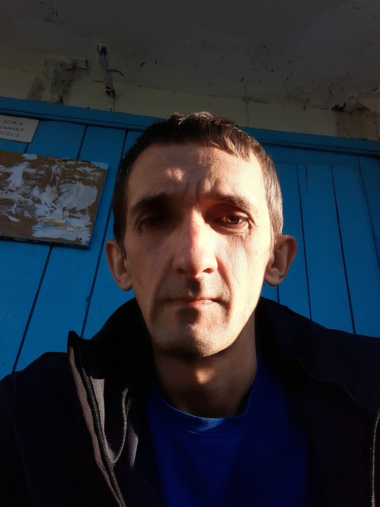  28449819  Andrej, 45 ,    