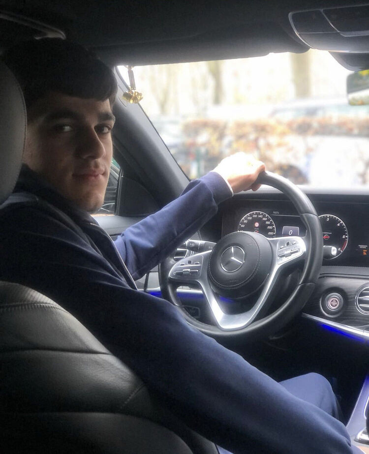 ���� 25548419 ����� Edgar, 23 ����, ���� ���������� � �������