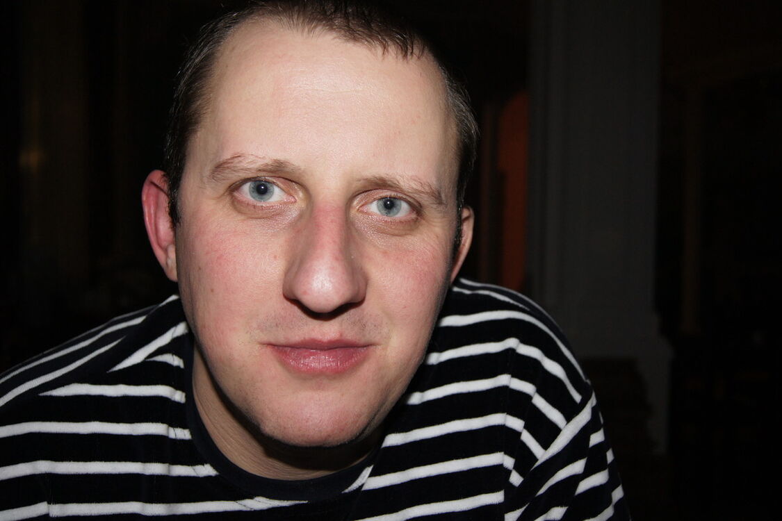  11081169  Max, 41 ,    