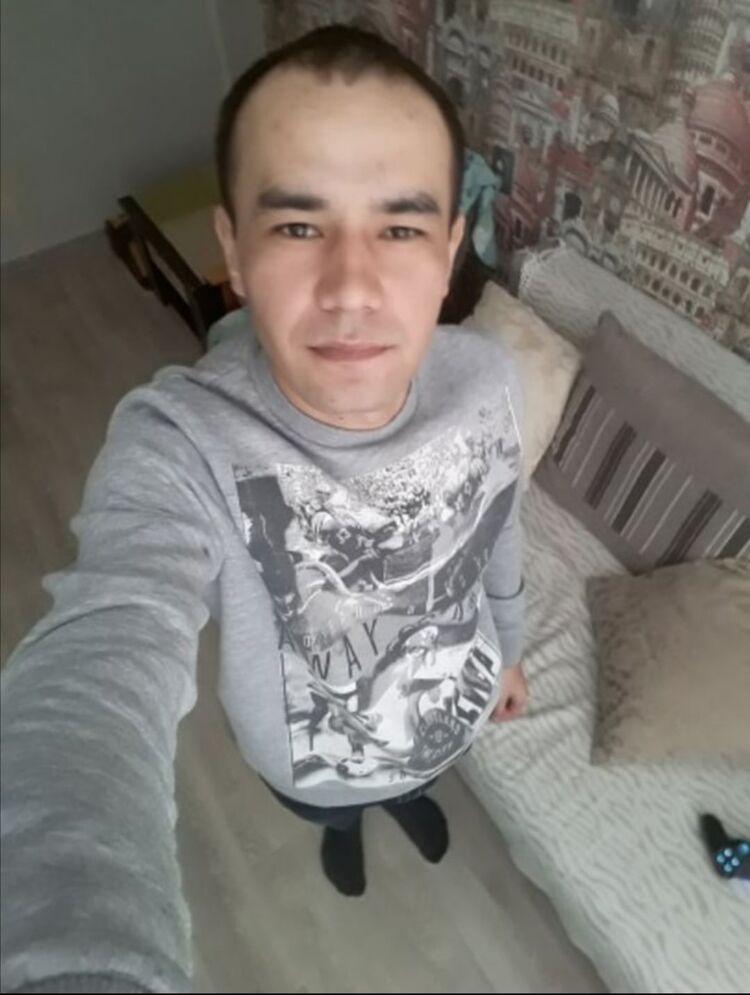  23355759  , 32 ,    Novy
