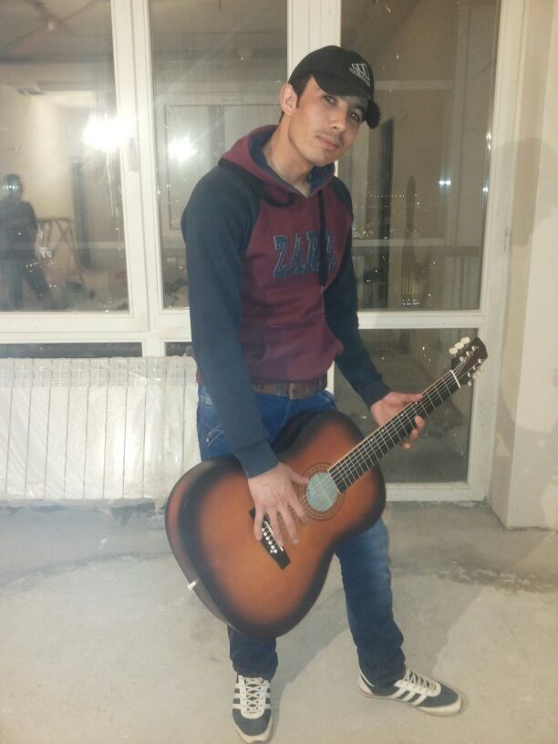  4265549  Warif, 37 ,    