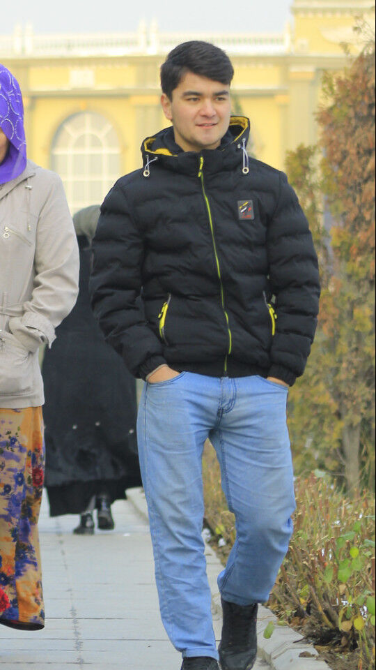  18755309  Shahboz, 27 ,    