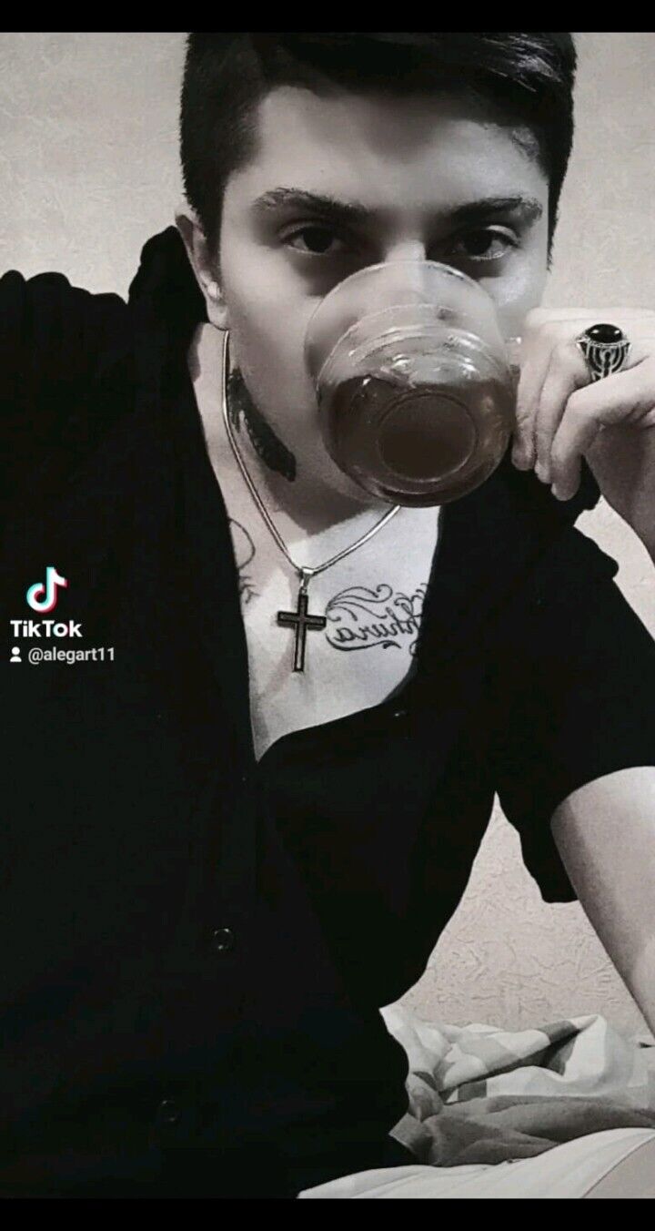  38059249  Ruzgar, 33 ,    