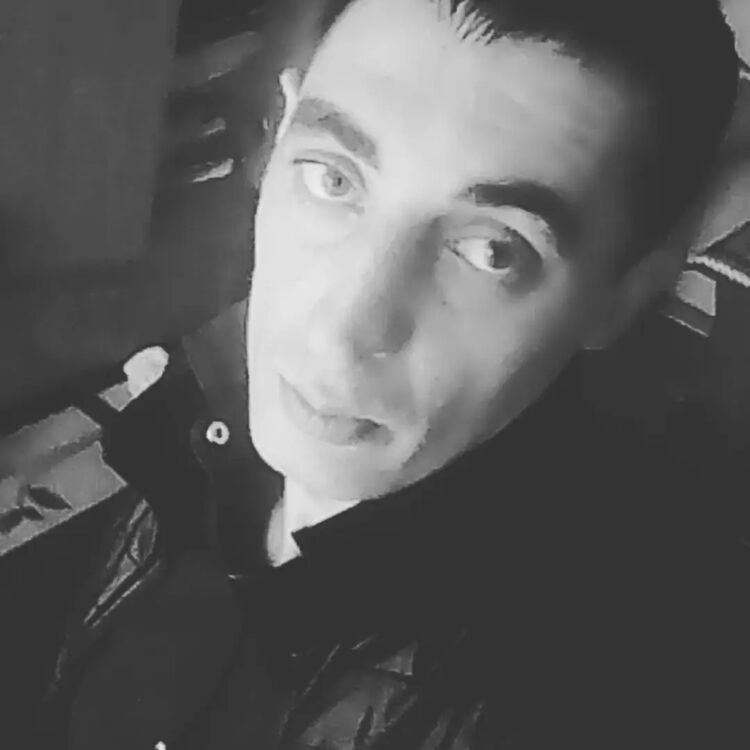  48228129  , 37 ,    