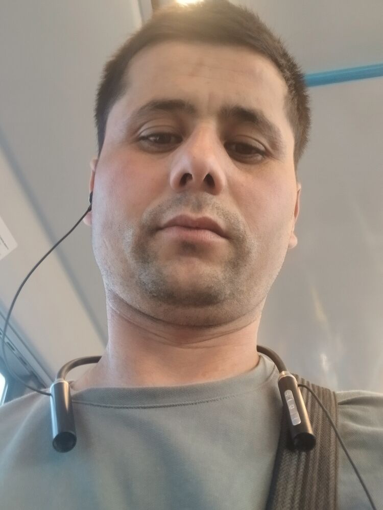  52831549  , 33 ,    