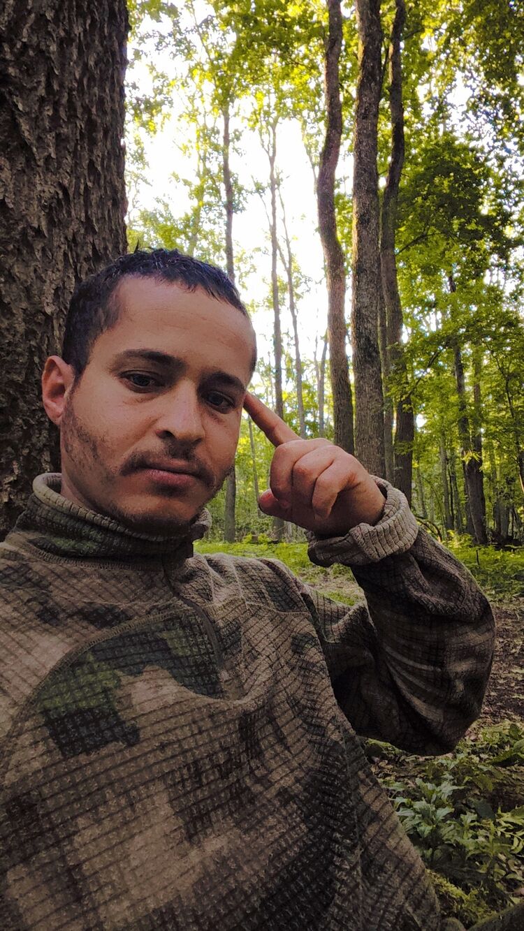  52716419  Zubair, 22 ,    