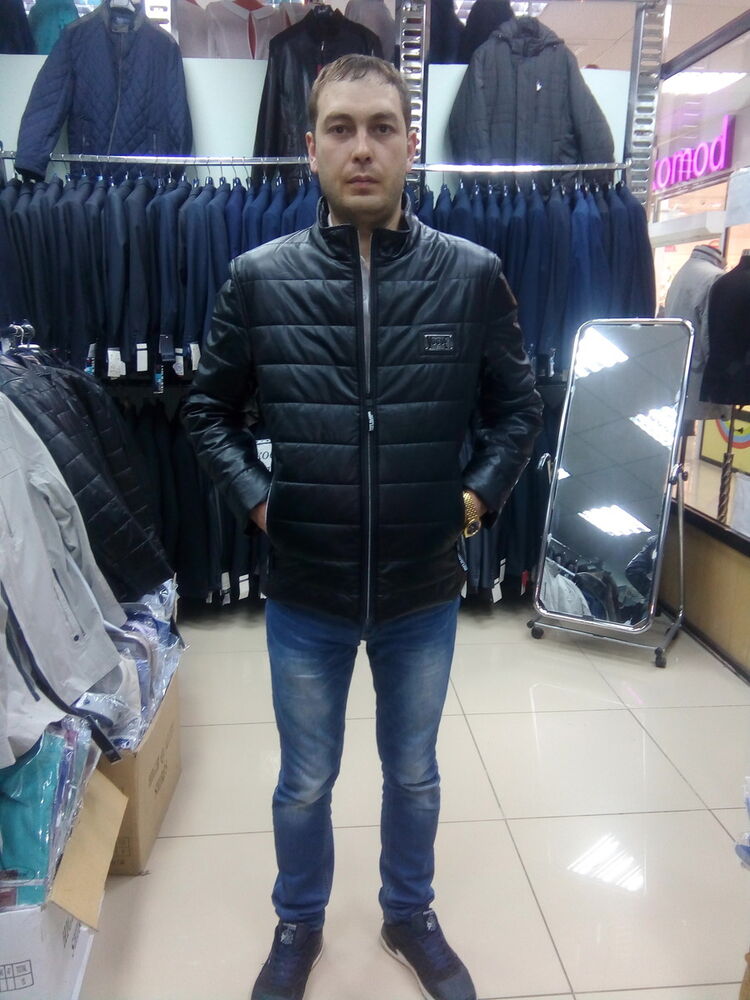  9596319  , 37 ,    