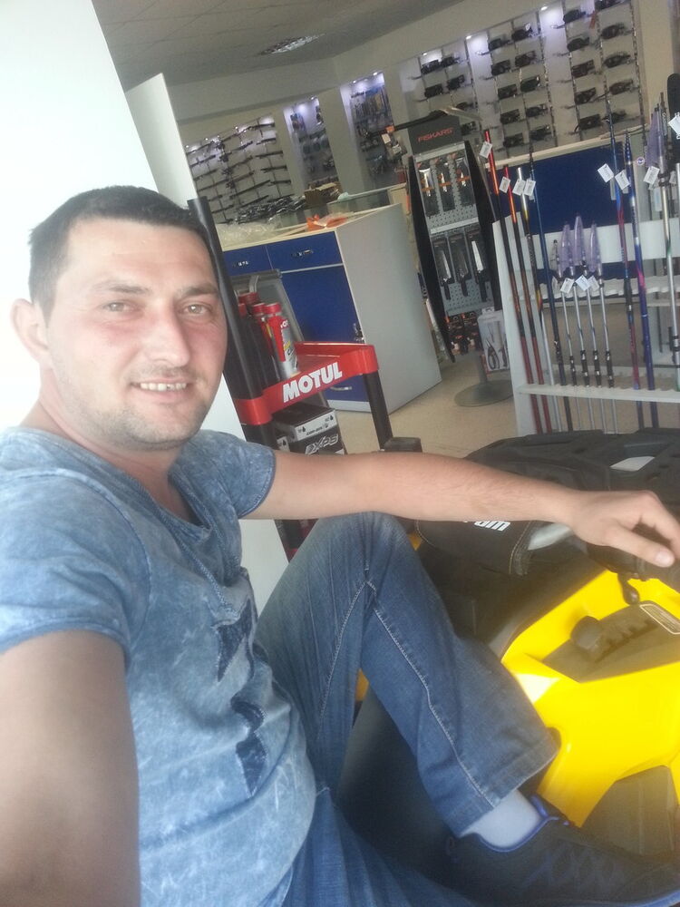 6328149  Samir, 43 ,    