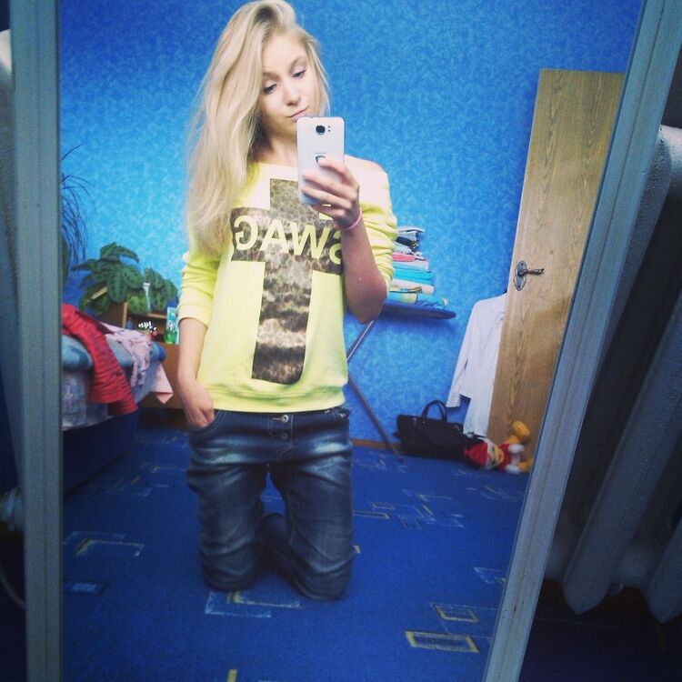  4907799  Kate, 29 ,    