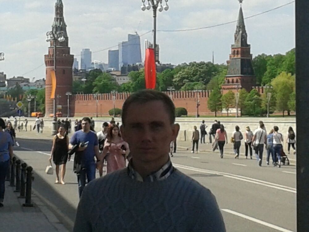  8948419  Dimitri, 31 ,    