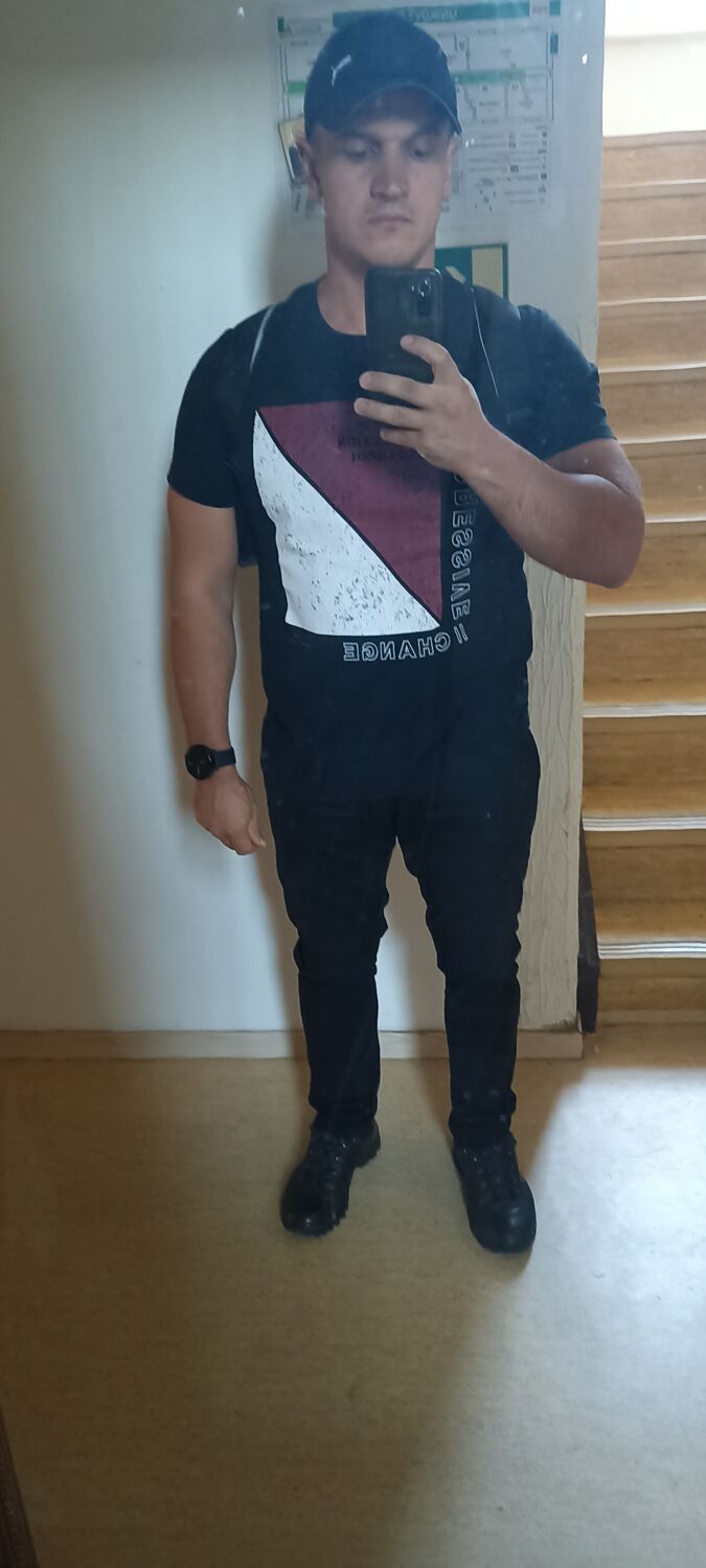  46501689  , 37 ,    