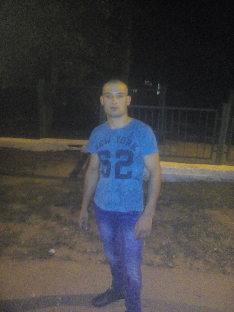  ,   Denis, 32 ,   ,   , c 