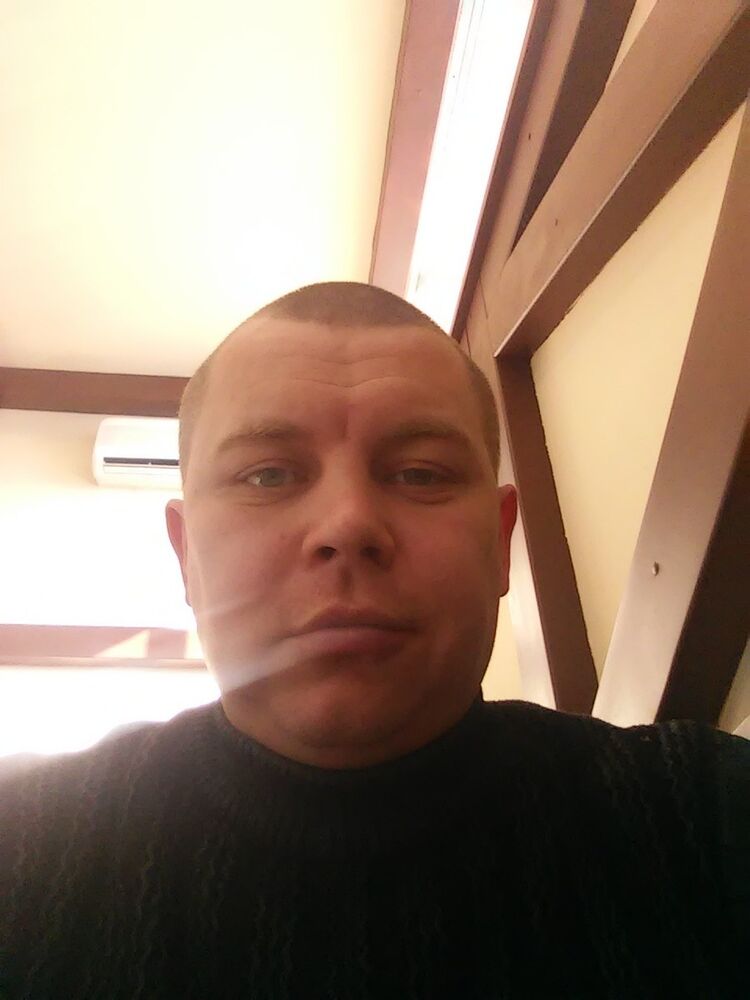  ,   Maks, 37 ,   ,   , c 