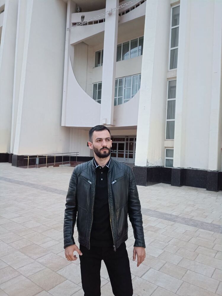  ,   Rocky, 35 ,   ,   