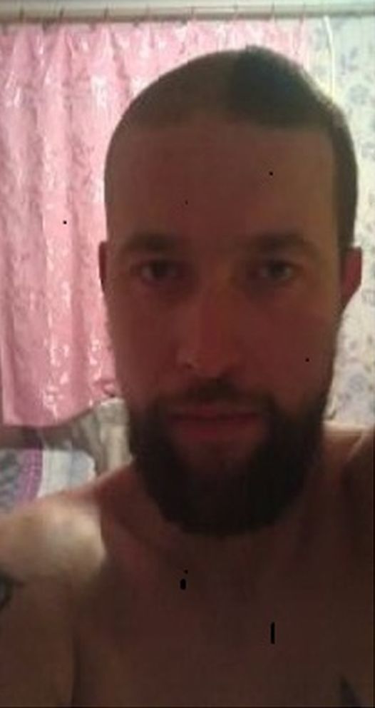  ,   Jonny, 39 ,   