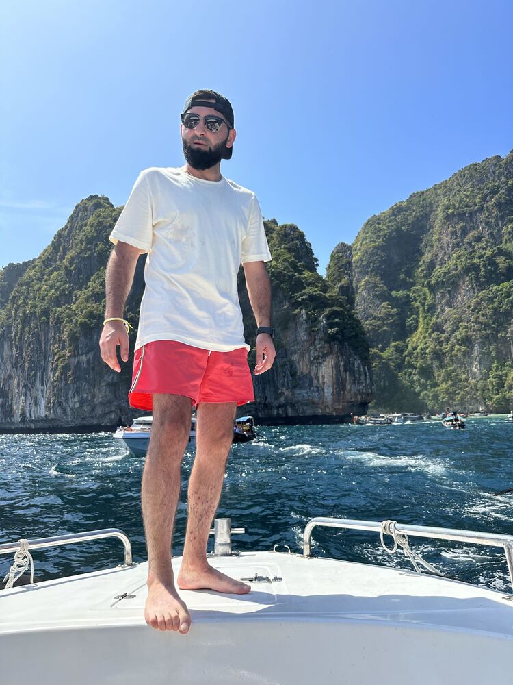 ���� 43708929 ������� ���, 32 ����, ���� ���������� � ������