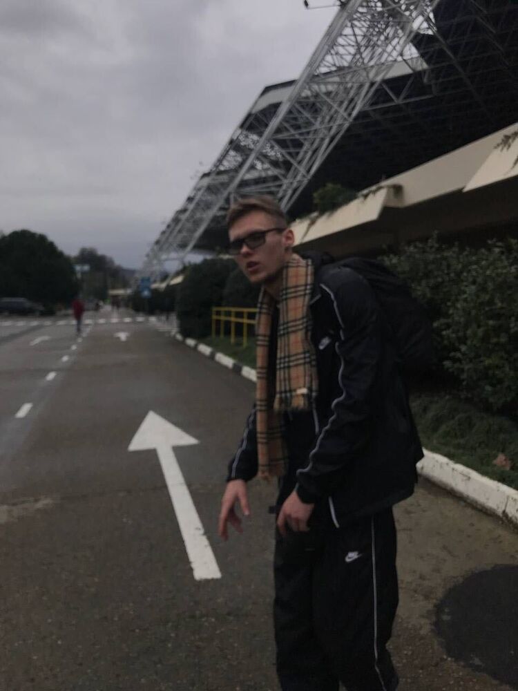  31909539  Vladimir, 28 ,    