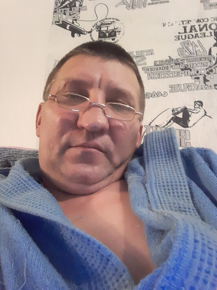  22555869  , 51 ,    