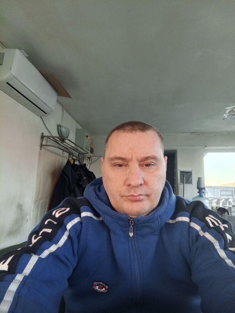  49803019  , 46 ,    