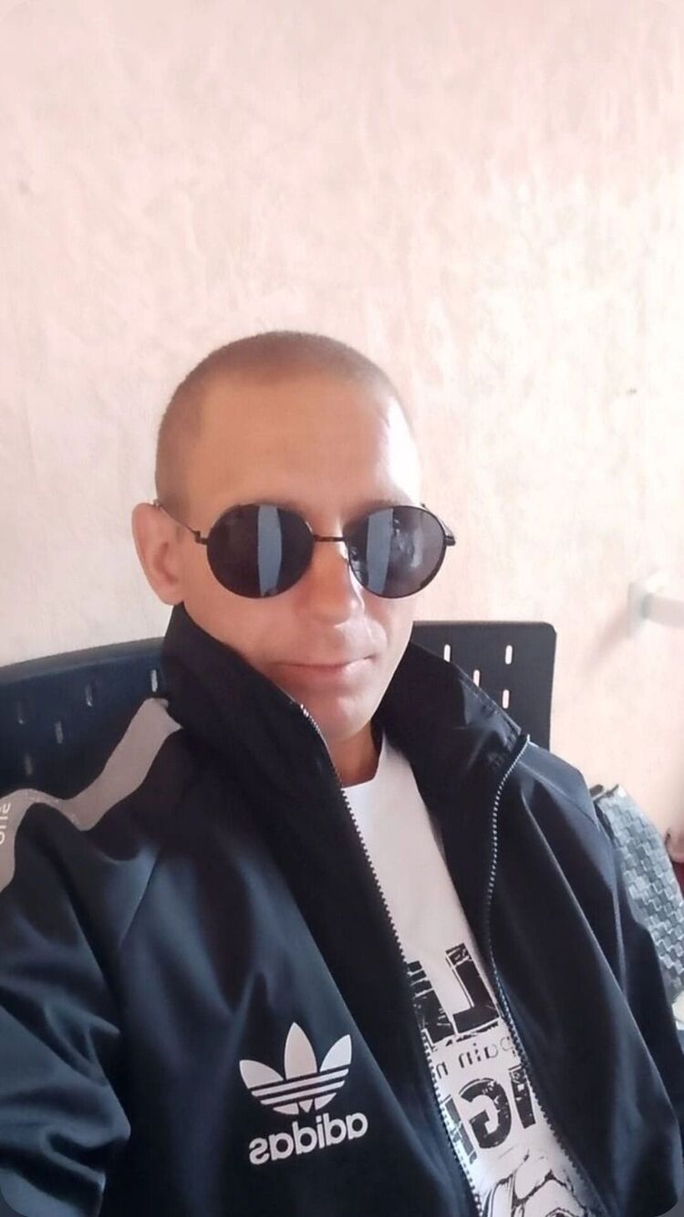  49650879  , 40 ,     