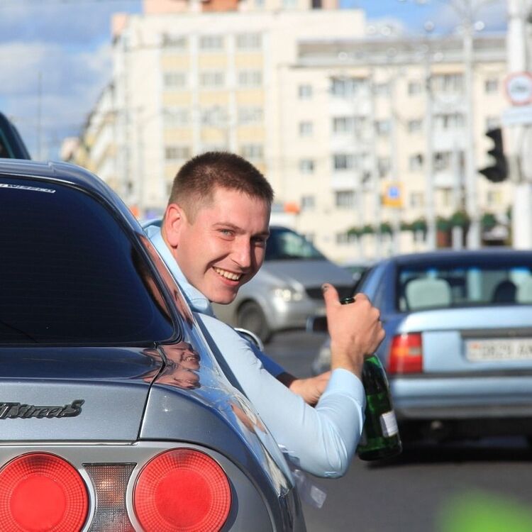  15108519  Dima, 33 ,    