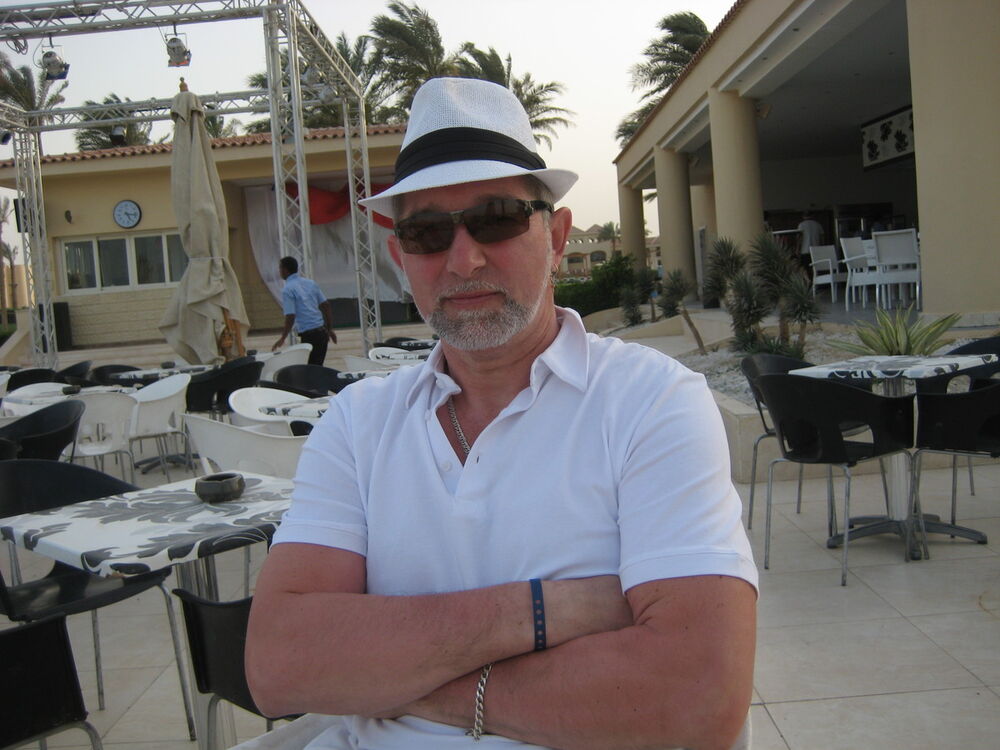  6205839  ALEX, 63 ,    
