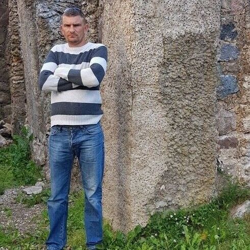  19316559  Sergek, 43 ,    