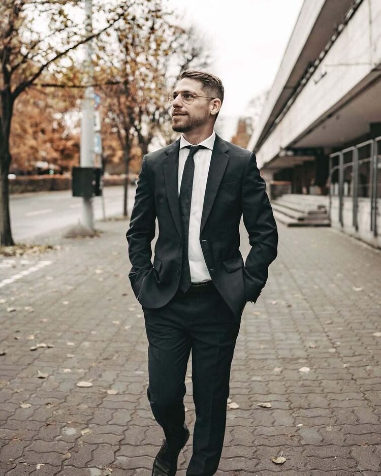  54020369  , 37 ,    -