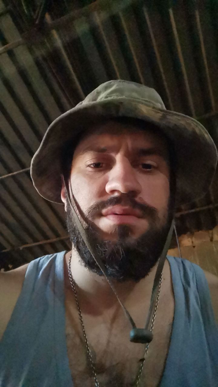  28189509  , 30 ,    